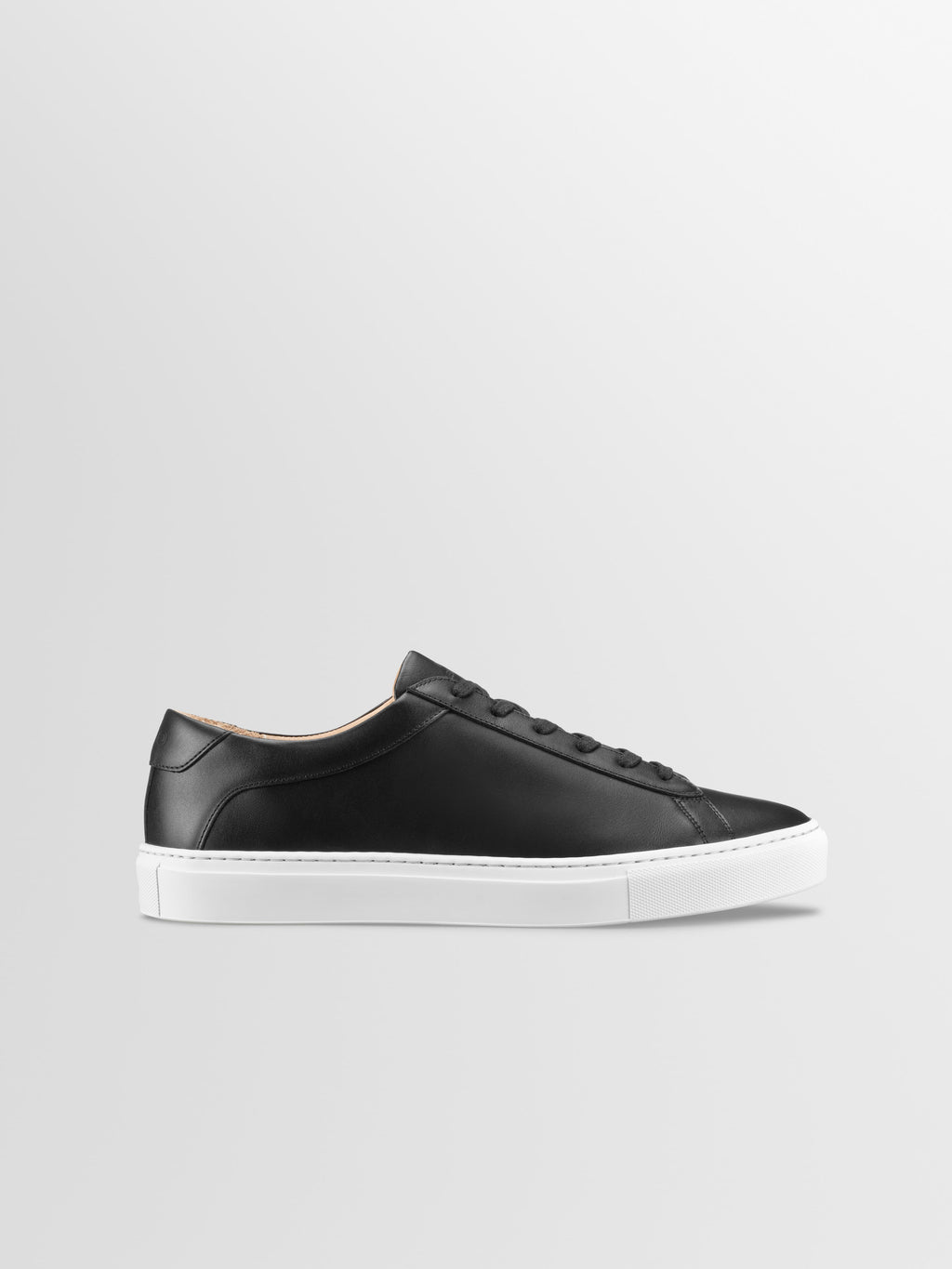 Capri Leather Sneaker in Onyx Wide Fit