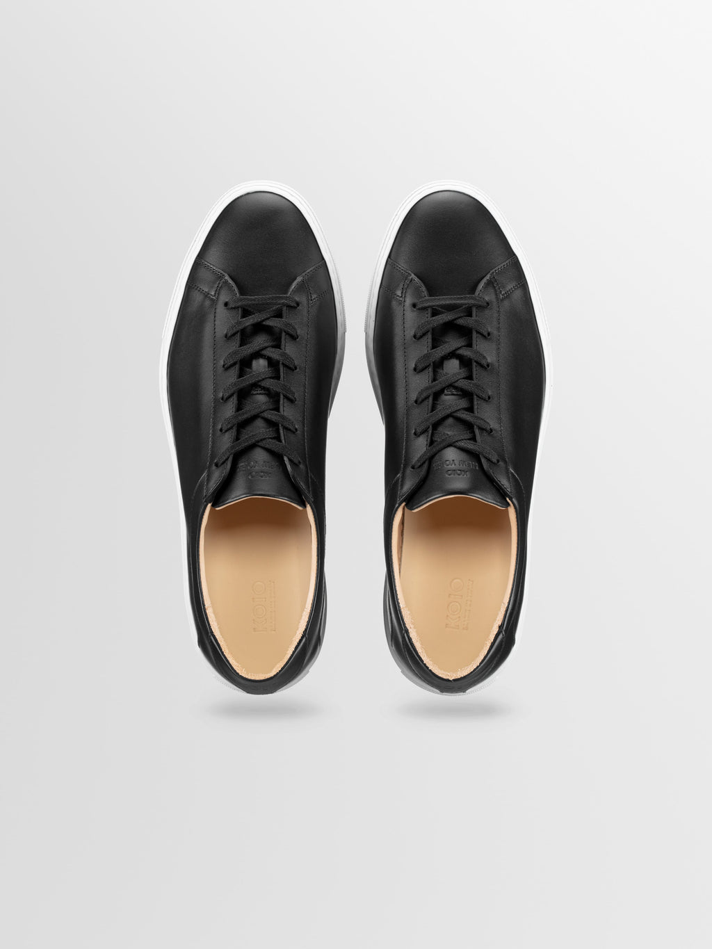 Capri Leather Sneaker in Onyx Wide Fit
