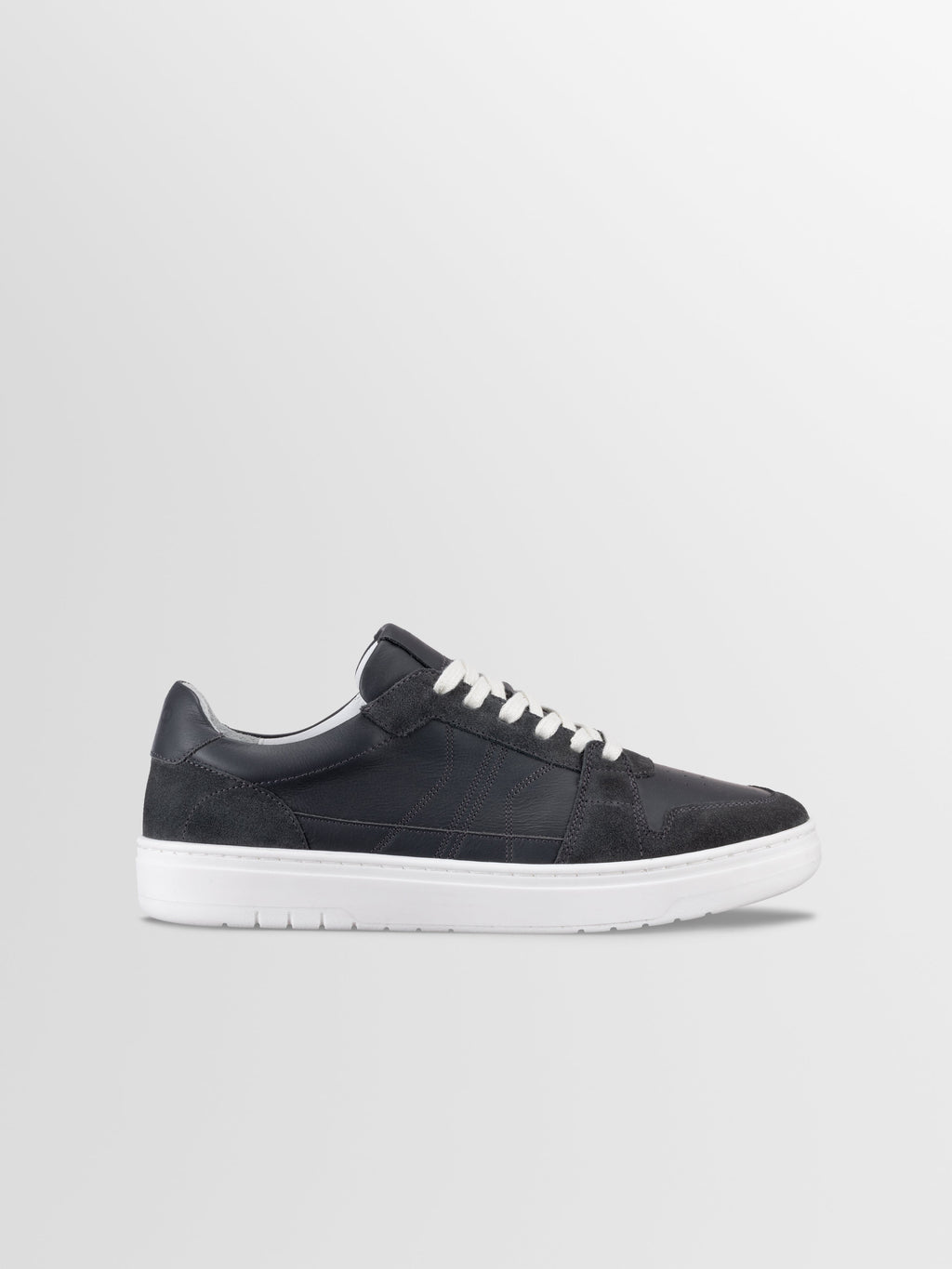 Carrara Suede Sneaker in Basalt