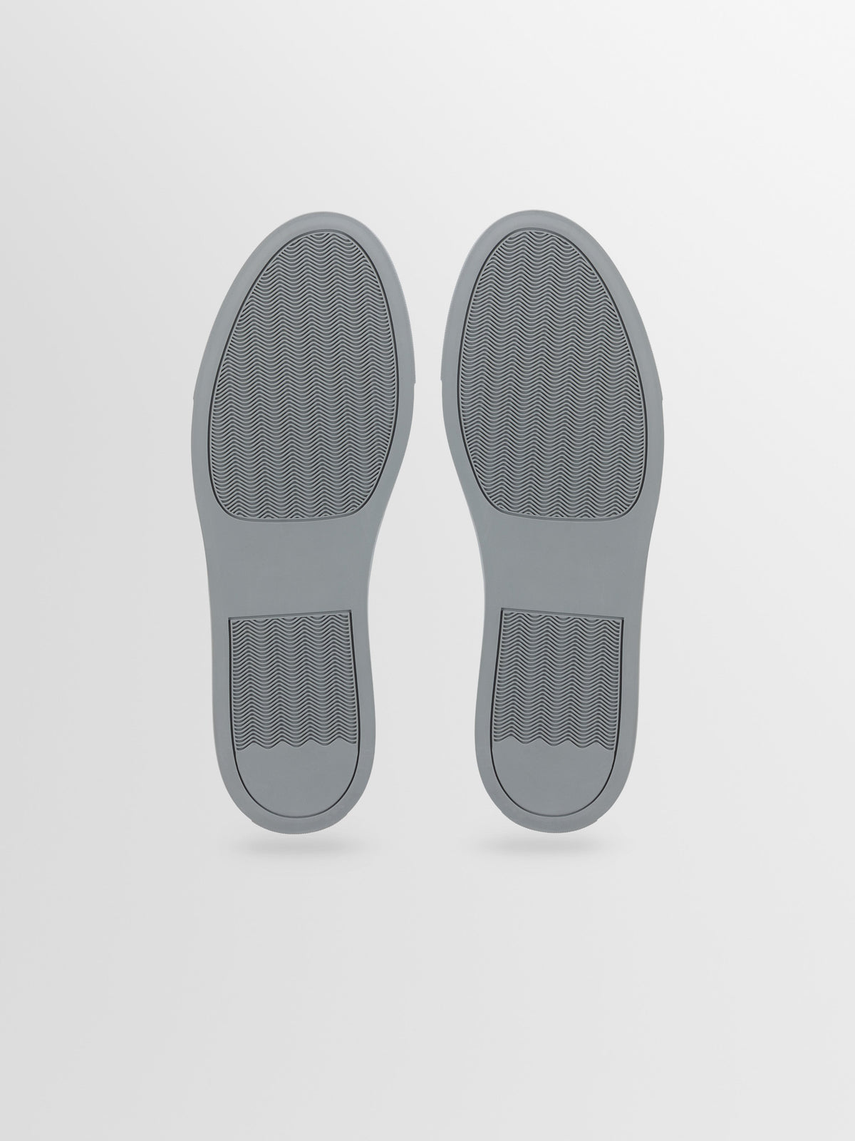 Taranto Suede Sneaker in Grey