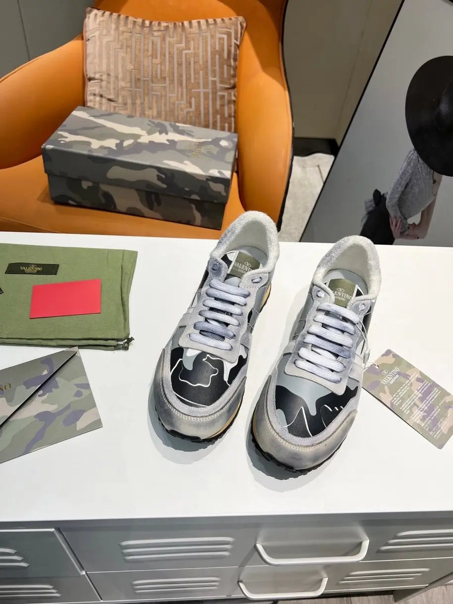Dior B22 Black White Grey Sneakers