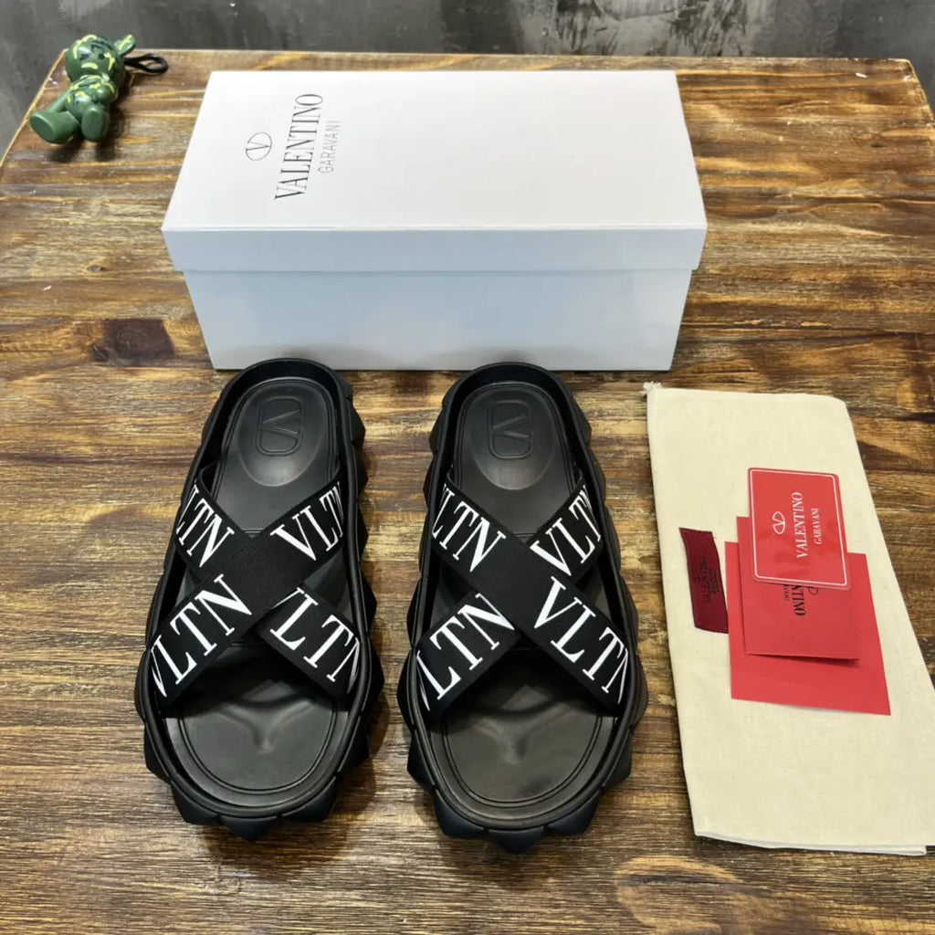 Valentino Garavani VLTN Black Platform Slides