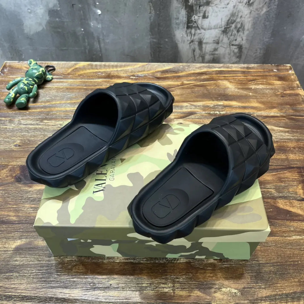 Valentino Garavani Black Quilted Leather Slides
