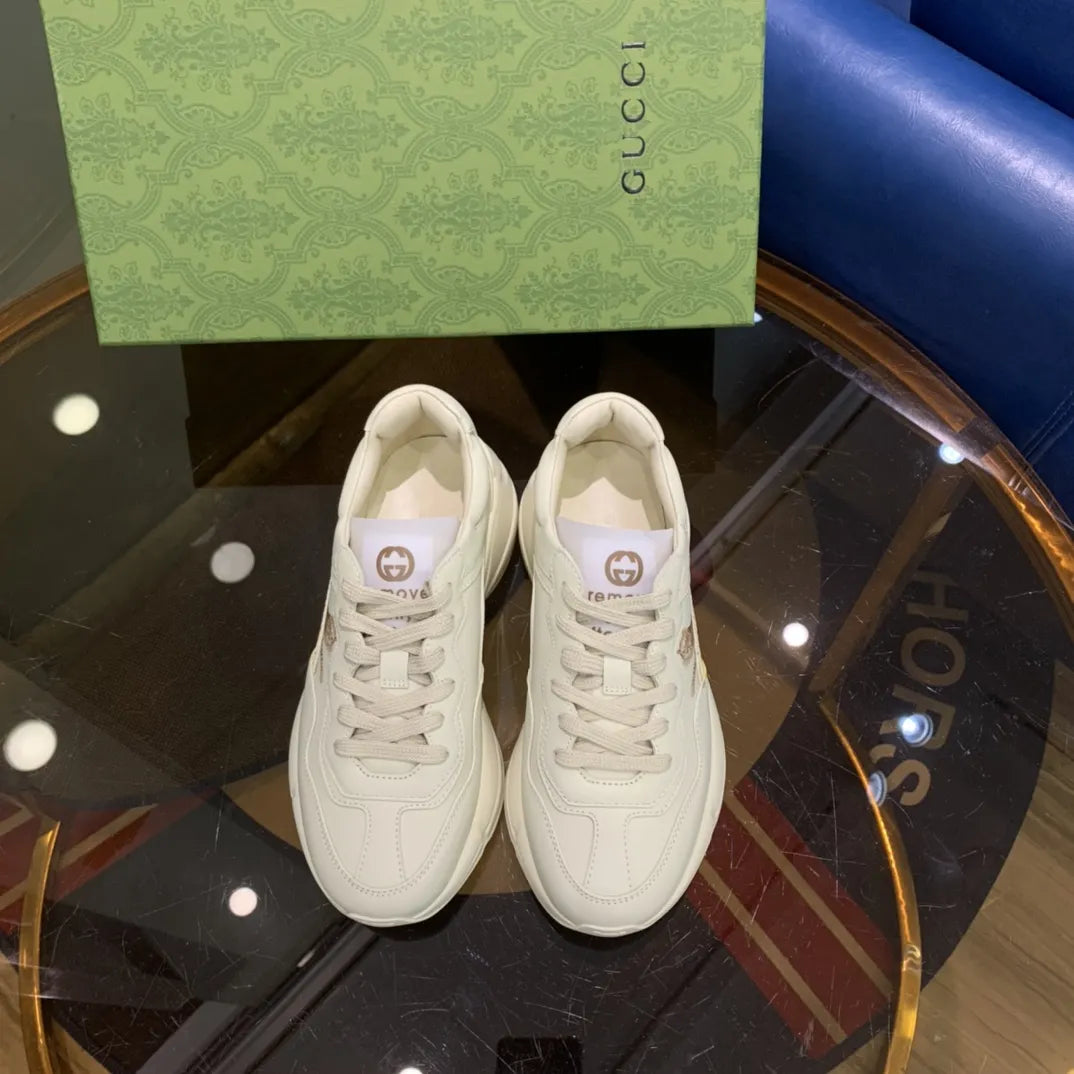 Gucci Tiger Off White Cream Sneakers