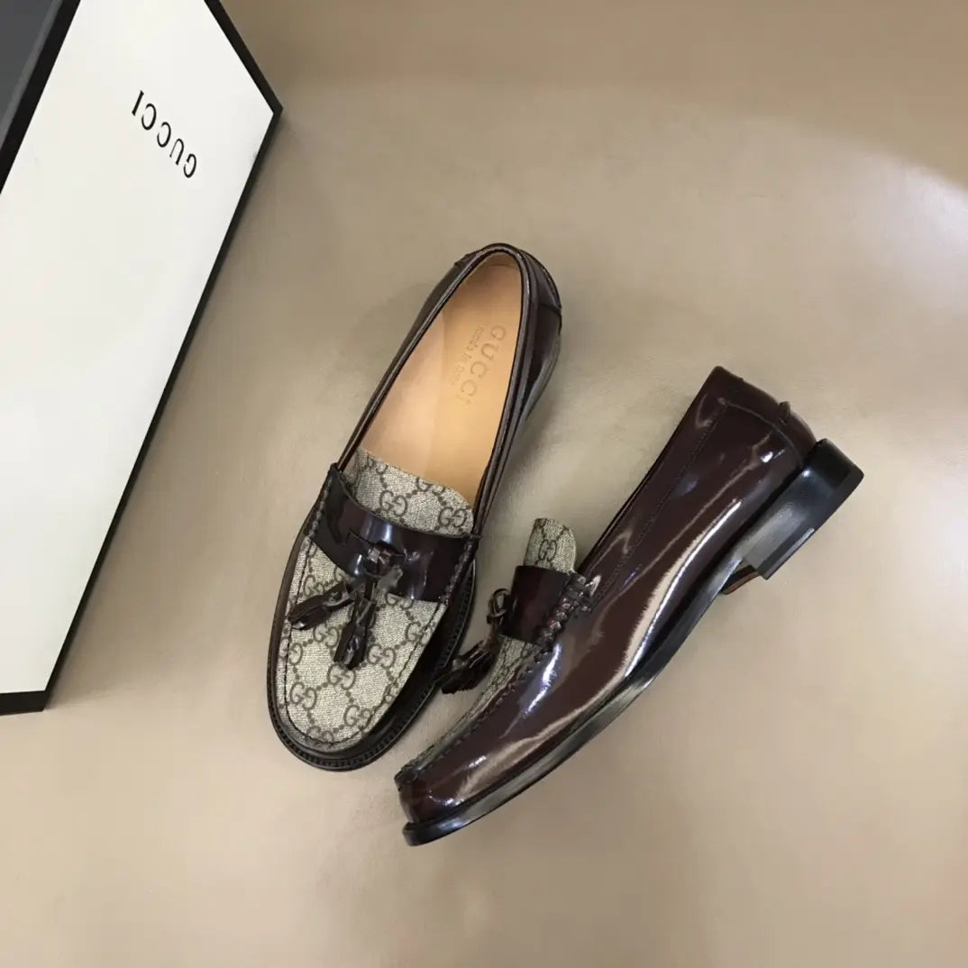 Gucci GG Supreme Brown Beige Loafers