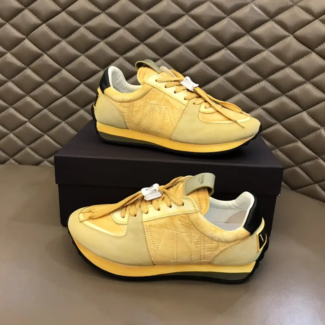 Valentino Garavani Rockrunner Yellow Black Sneakers