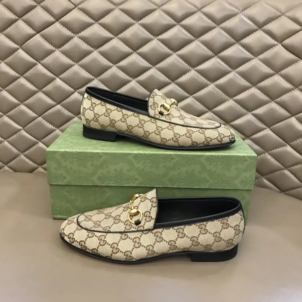 Gucci GG Supreme Horsebit Beige Loafers