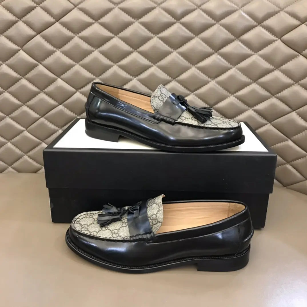 Gucci GG Black Beige Tassel Loafers