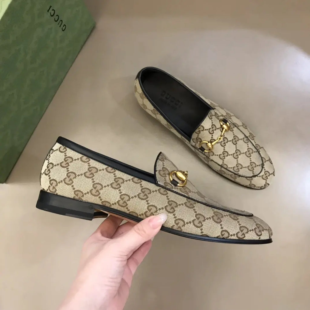 Gucci GG Supreme Horsebit Beige Loafers