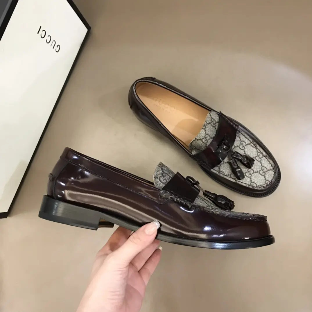 Gucci GG Supreme Brown Beige Loafers