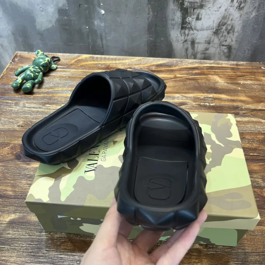 Valentino Garavani Black Quilted Leather Slides