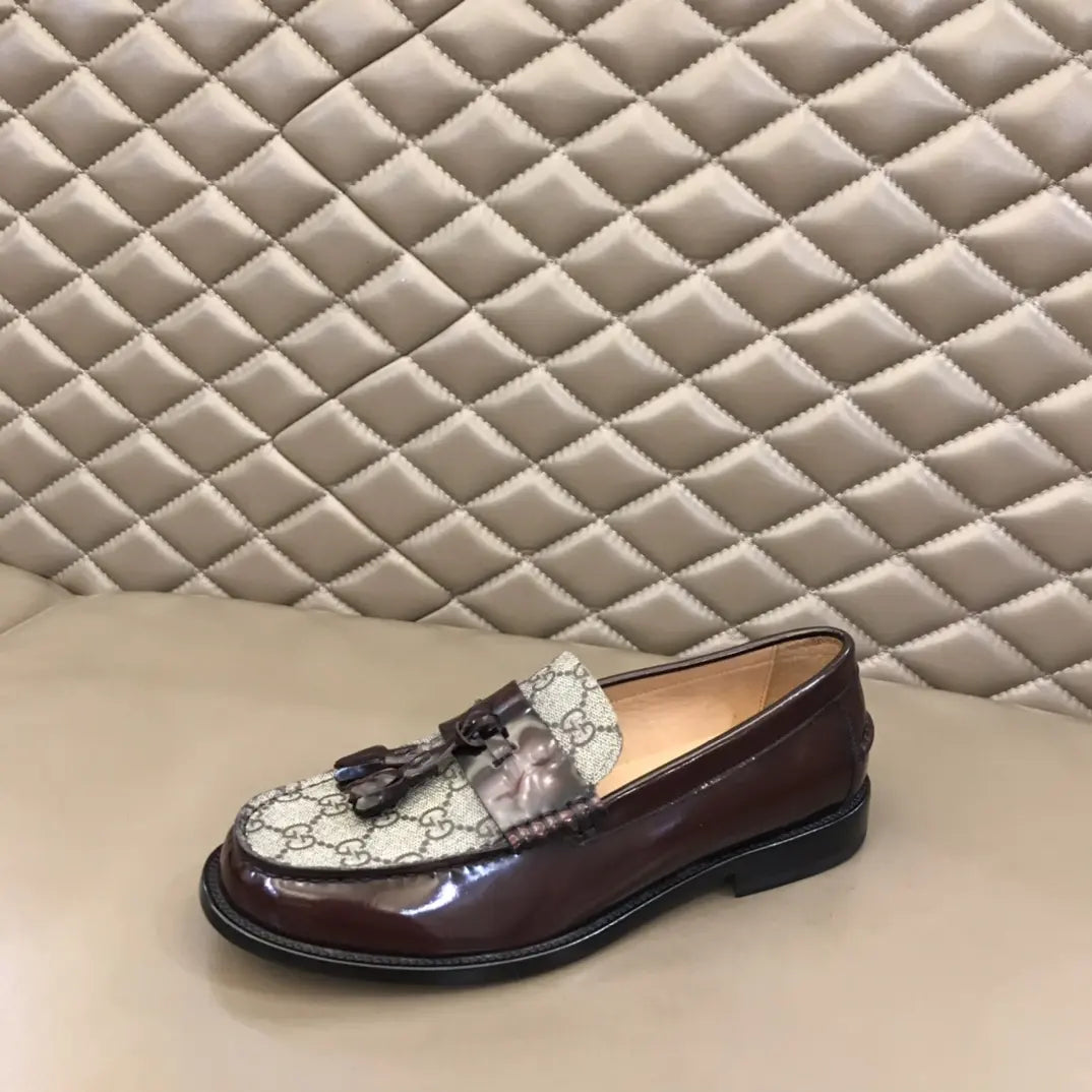 Gucci GG Supreme Brown Beige Loafers