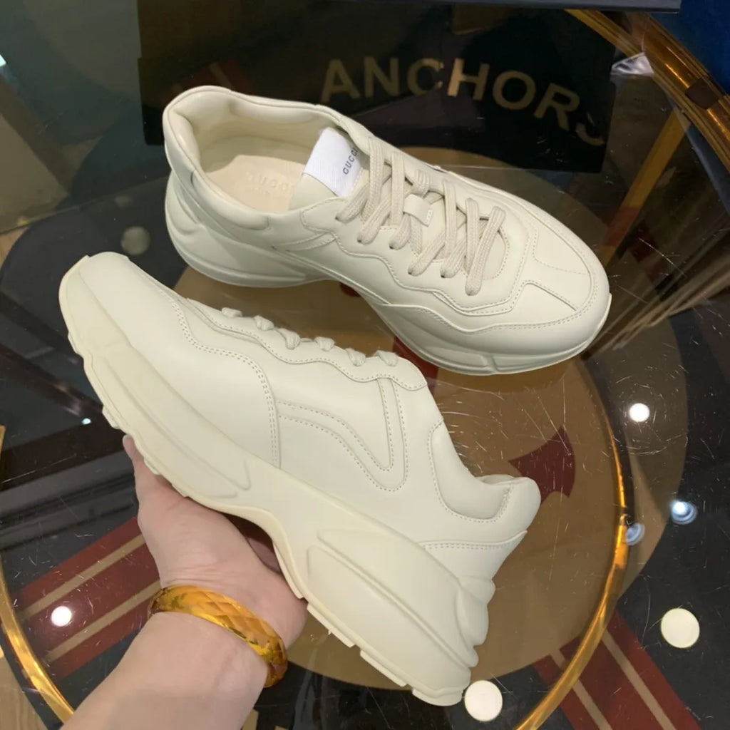 Gucci Logo Print Off White Sneakers