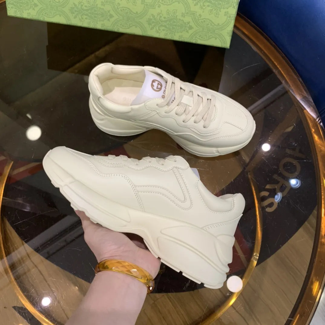 Gucci Tiger Off White Cream Sneakers