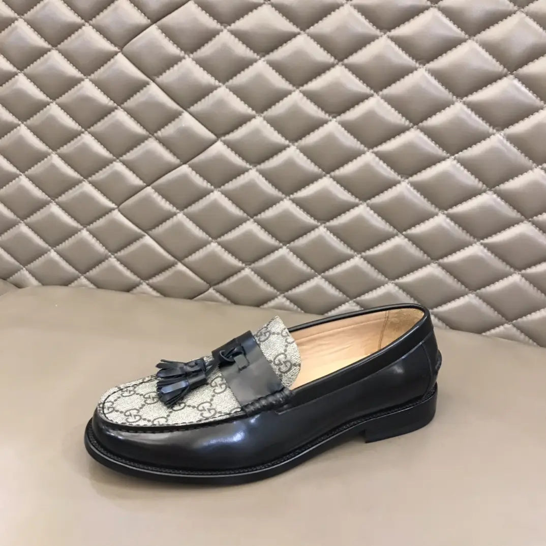 Gucci GG Black Beige Tassel Loafers