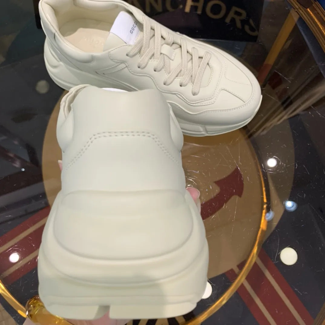 Gucci Logo Print Off White Sneakers