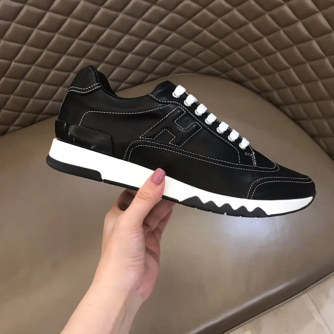 H Paris Bouncing Black White Sneakers