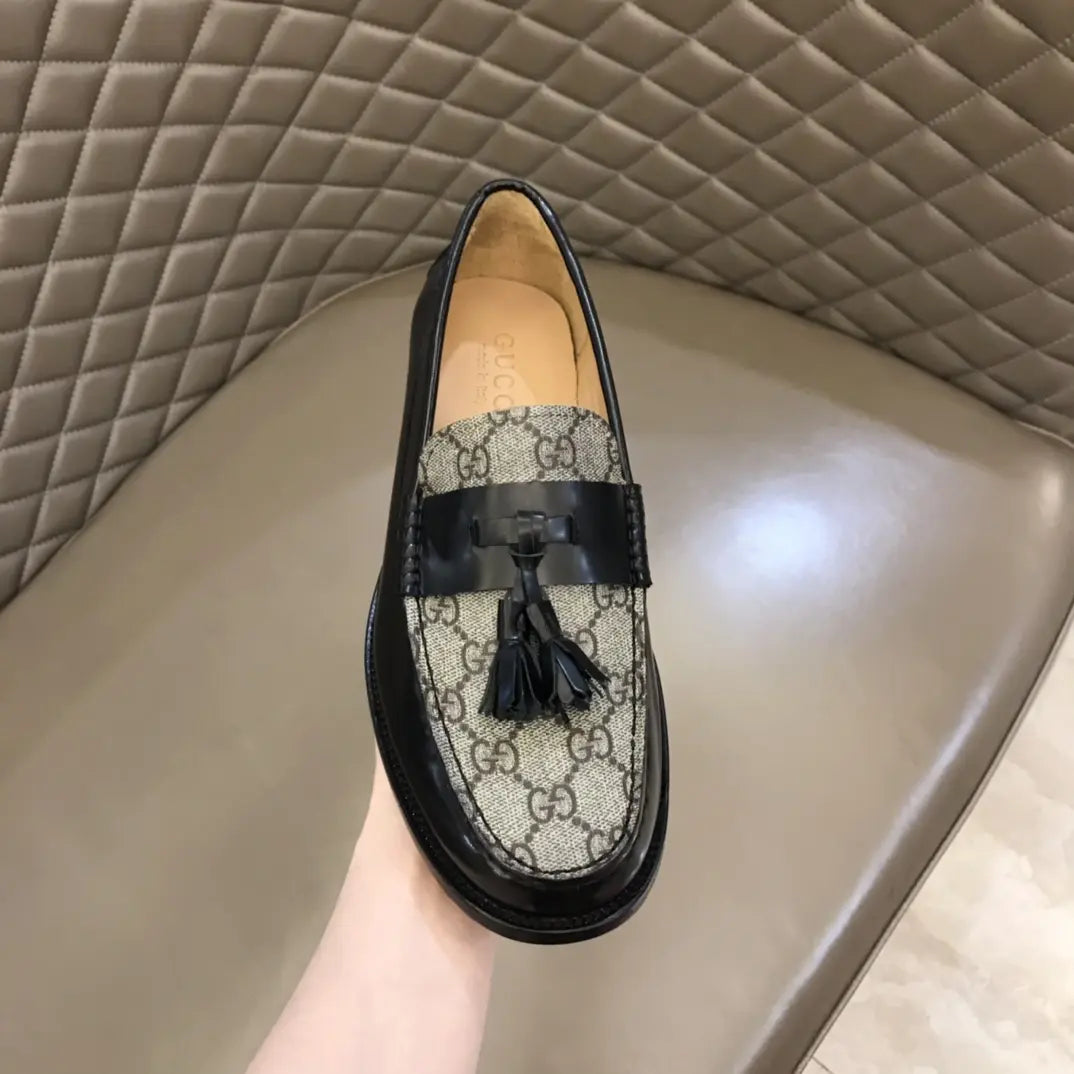 Gucci GG Black Beige Tassel Loafers