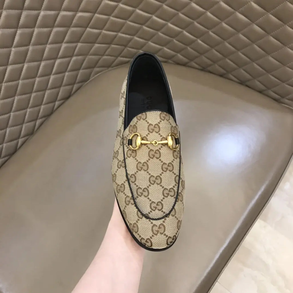 Gucci GG Supreme Horsebit Beige Loafers