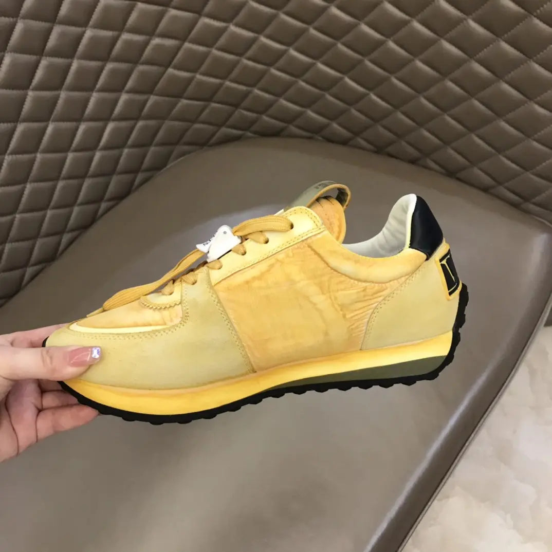 Valentino Garavani Rockrunner Yellow Black Sneakers